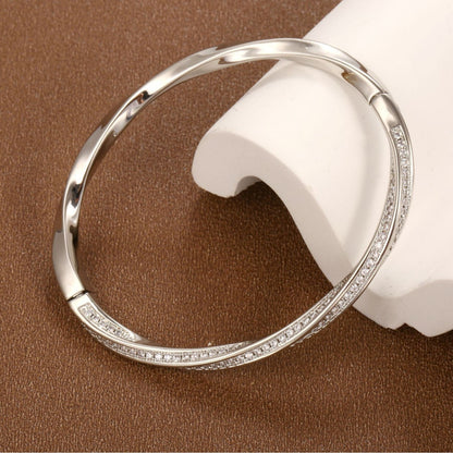 Affordable Luxury Fashion Half Circle Full Diamond Mobius Bracelet